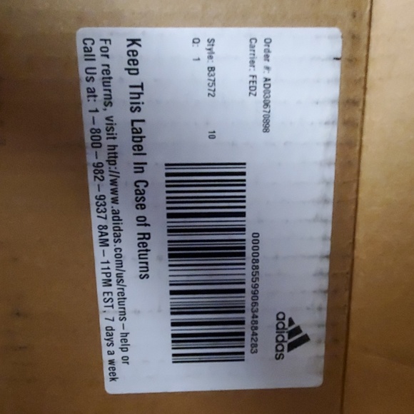 **DEADSTOCK 100% AUTHENTIC YEEZY 350 V2 - Picture 7 of 8